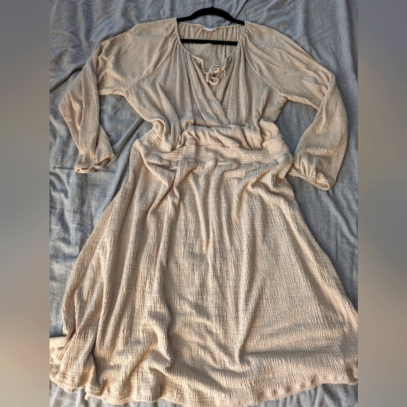 LuLaRoe Dresses & Skirts - Lularoe faux wrap dress oatmeal XL NEW